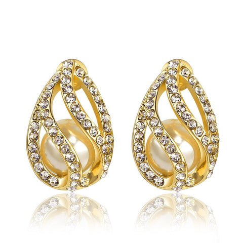 Gold Earring water drop with cubic Pearl